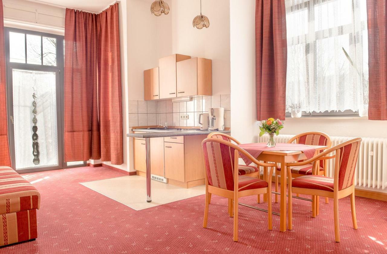 Hotel-Pension Heimburg Bad Elster Extérieur photo