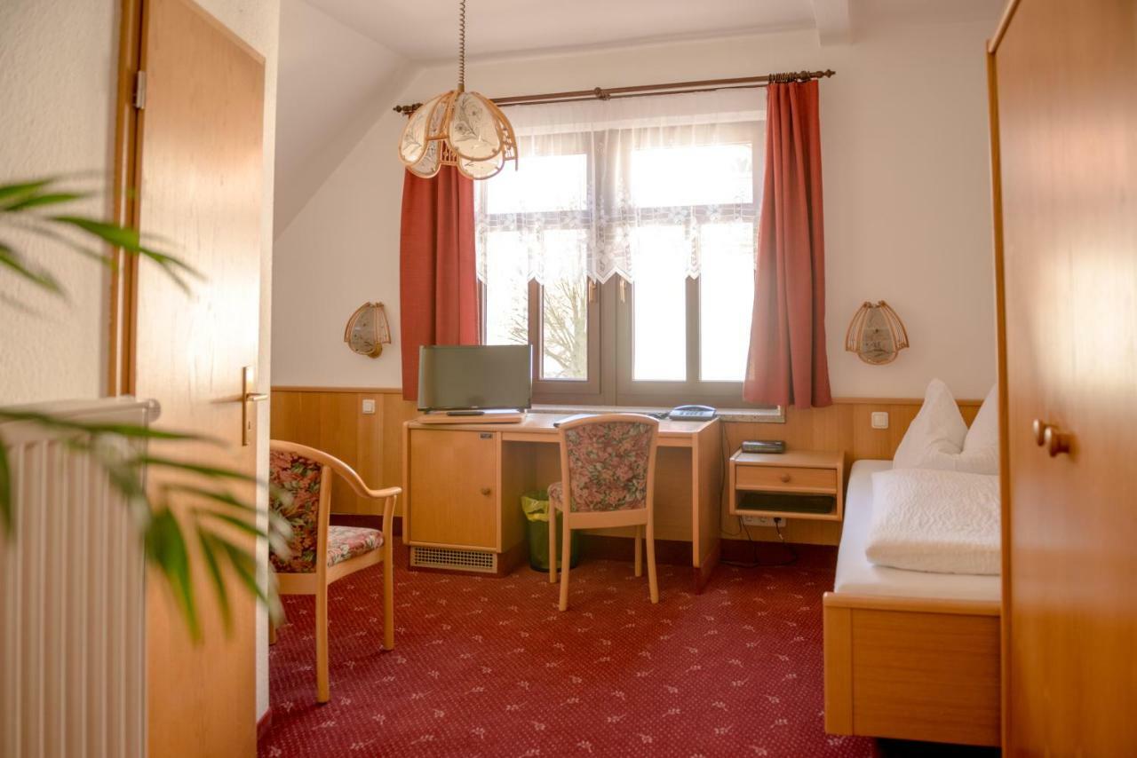 Hotel-Pension Heimburg Bad Elster Extérieur photo